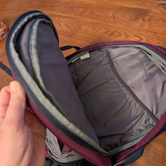 Eddie Bauer Adventurer Backpack 30L - Picture 5 of 6